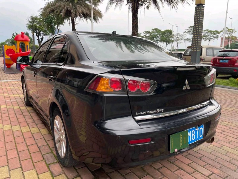 佛山12年三菱翼神4