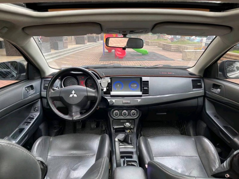 佛山12年三菱翼神7