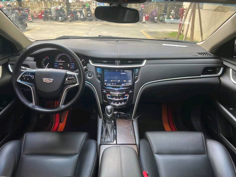 佛山19年凯迪拉克XTS8