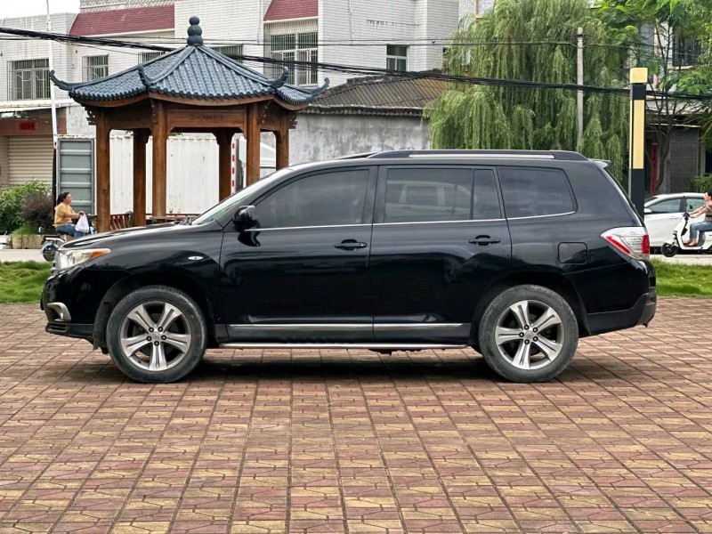 佛山12年丰田汉兰达6