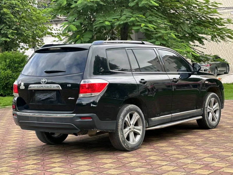 佛山12年丰田汉兰达8