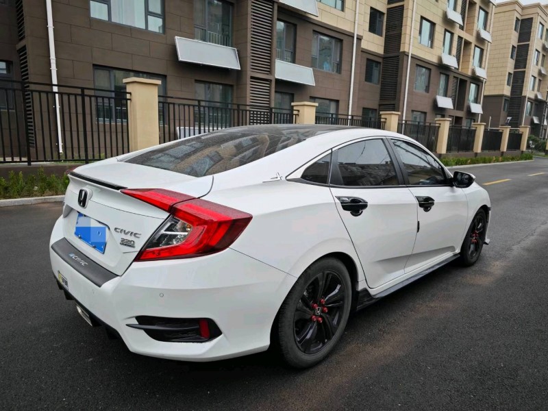 淄博19年本田思域7