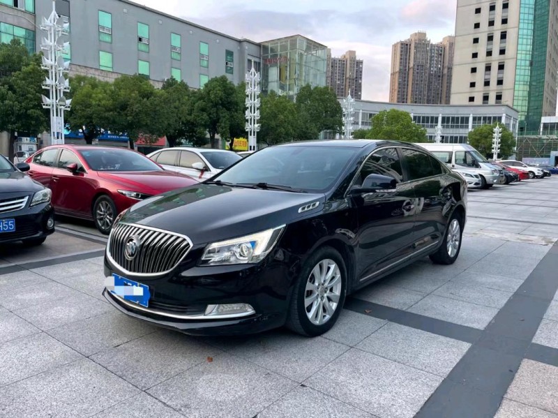 苏州16年别克君越9