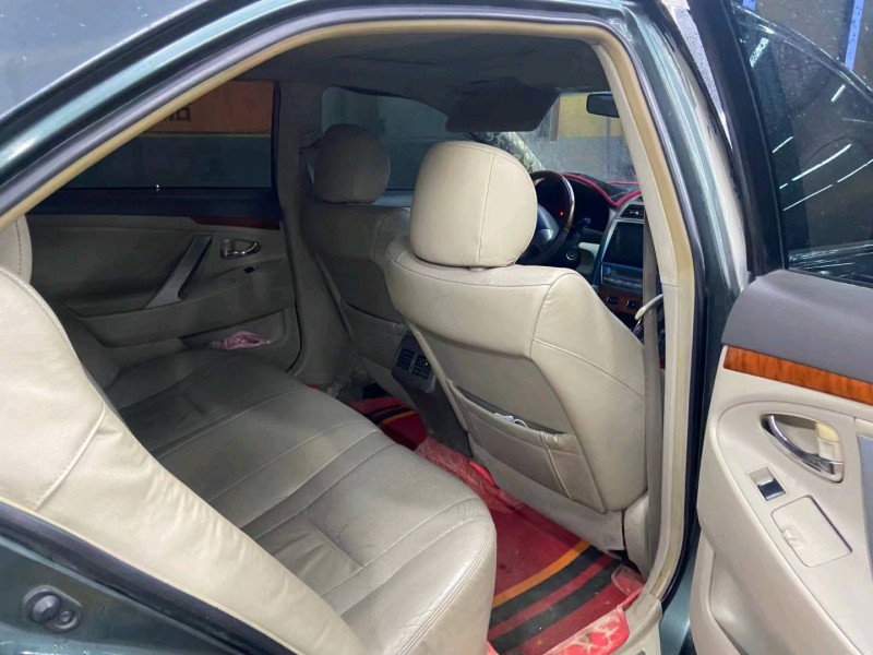 佛山07年丰田凯美瑞4