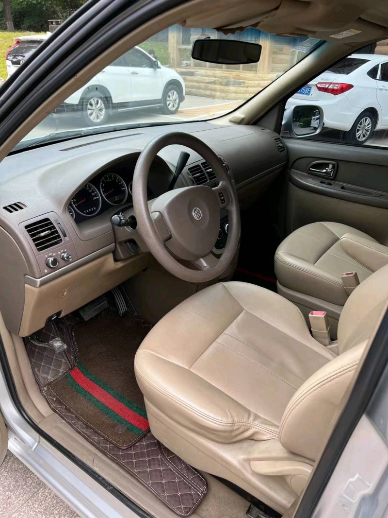 邢台15年别克GL84