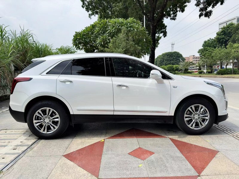 东莞19年凯迪拉克XT58