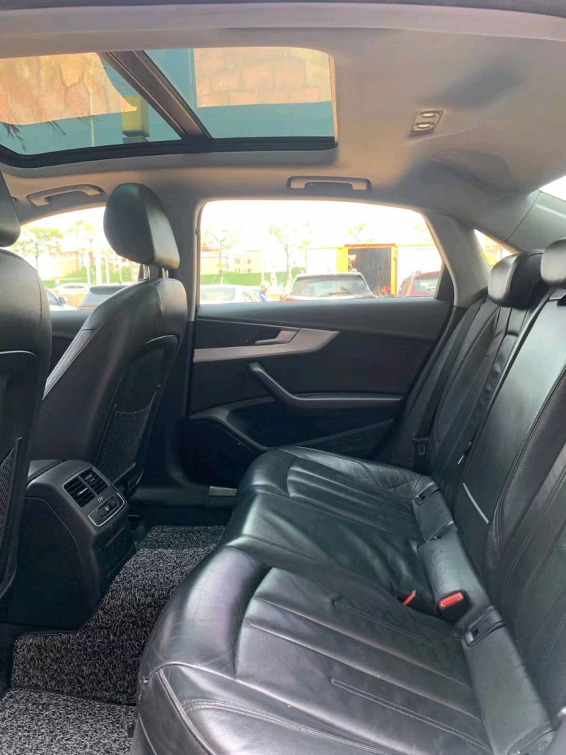 佛山17年奥迪A4L8