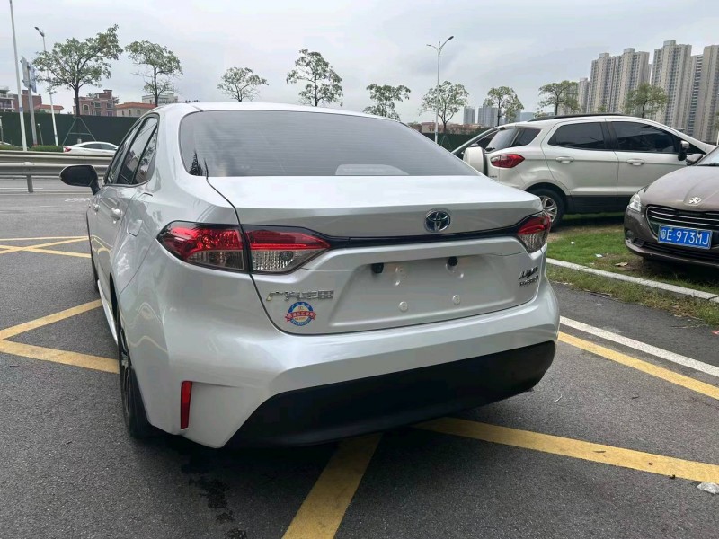 佛山23年丰田雷凌4