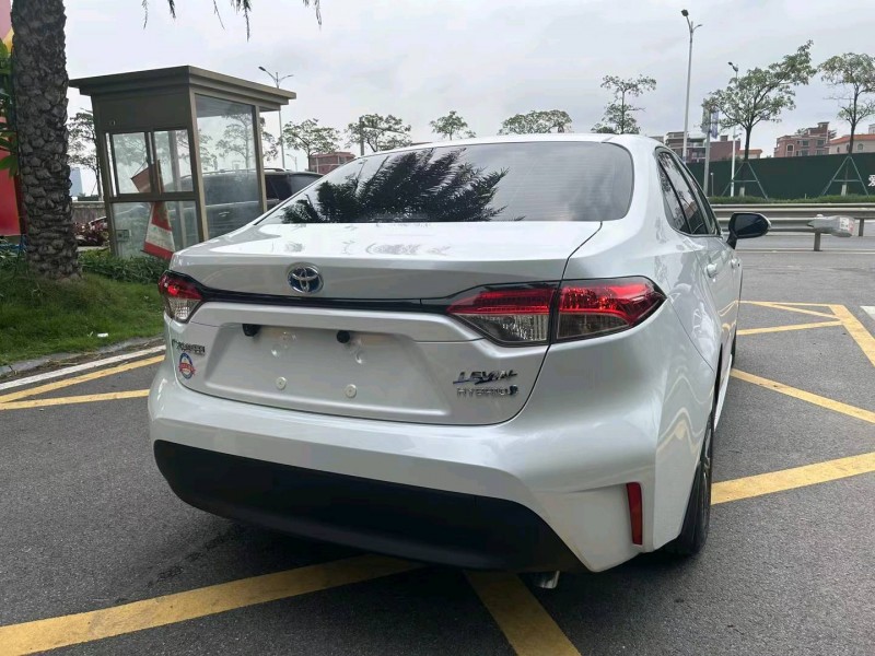 佛山23年丰田雷凌5