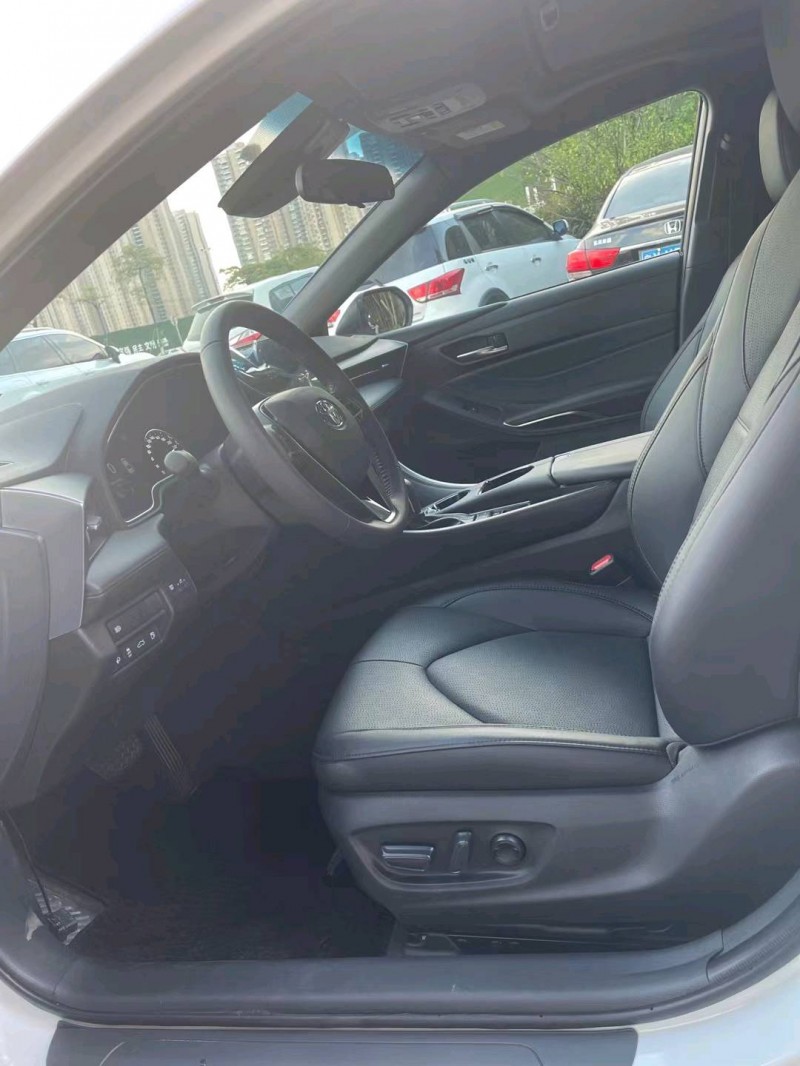 佛山22年丰田亚洲龙6