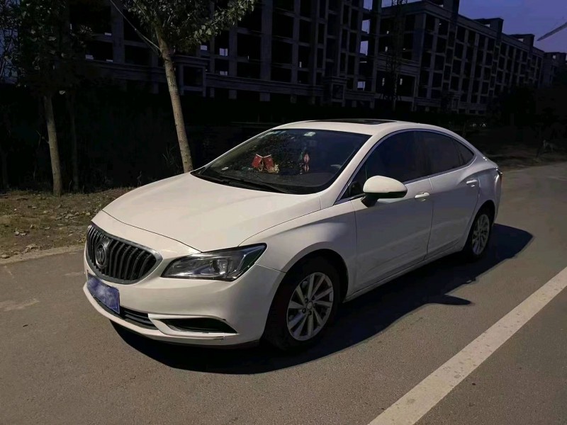 枣庄16年别克威朗2