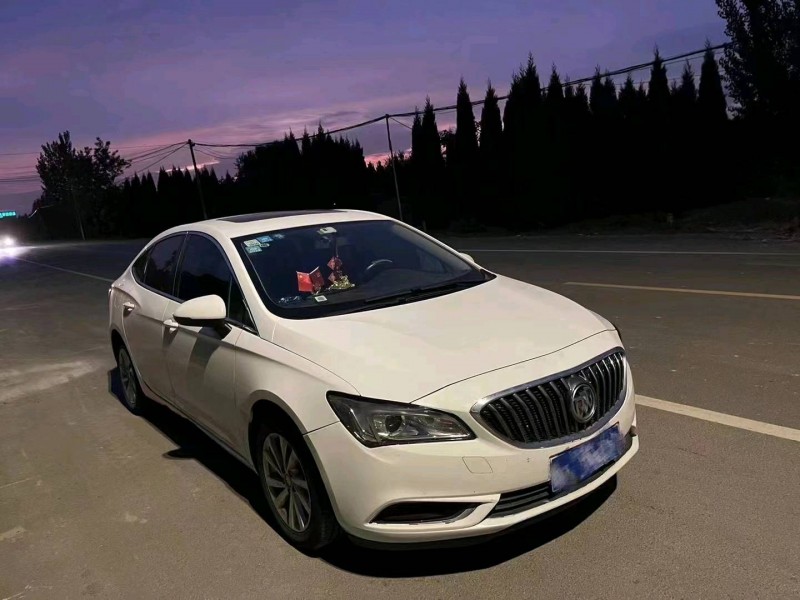 枣庄16年别克威朗3