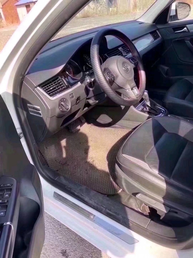 邯郸16年大众宝来5