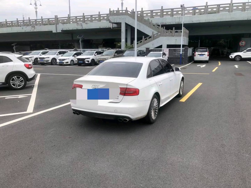 淮南15年奥迪A4L2
