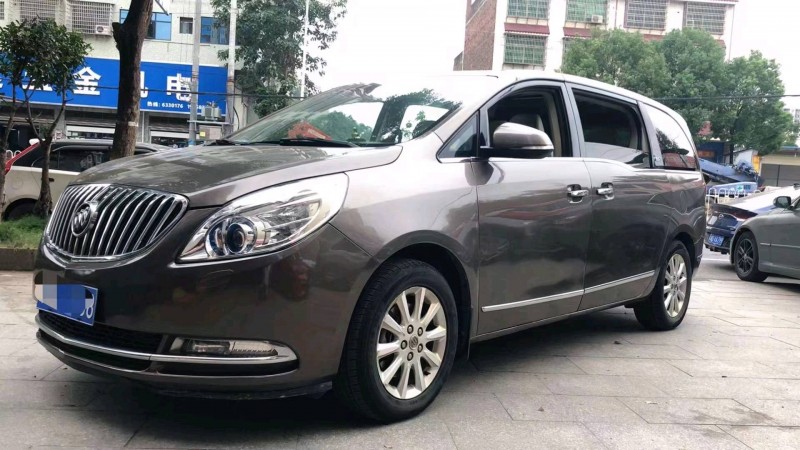 衡阳13年别克GL82