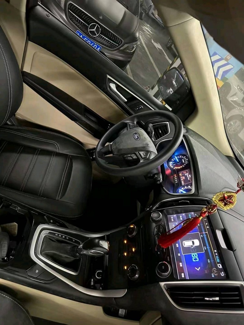 重庆16年福特锐界5