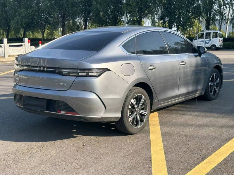 徐州22年比亚迪驱逐舰4