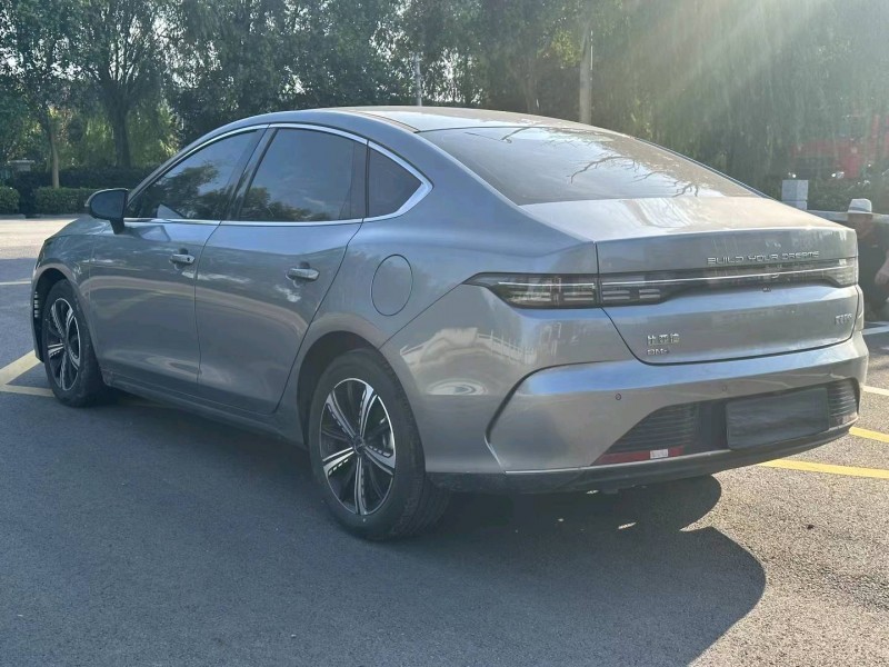 徐州22年比亚迪驱逐舰9