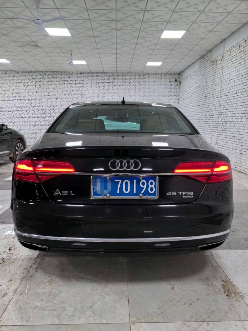 邢台15年奥迪A8L6