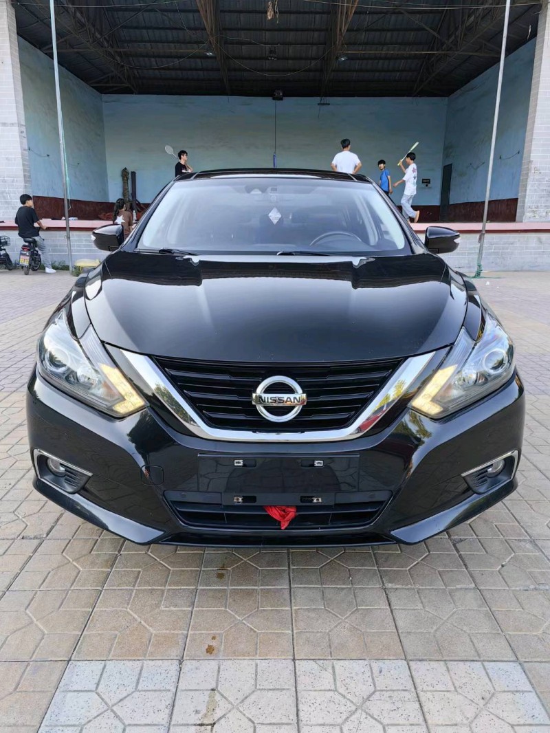 邯郸19年日产天籁1