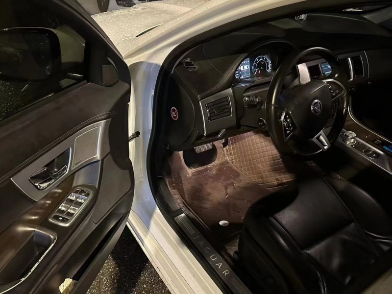 济宁13年捷豹XF5