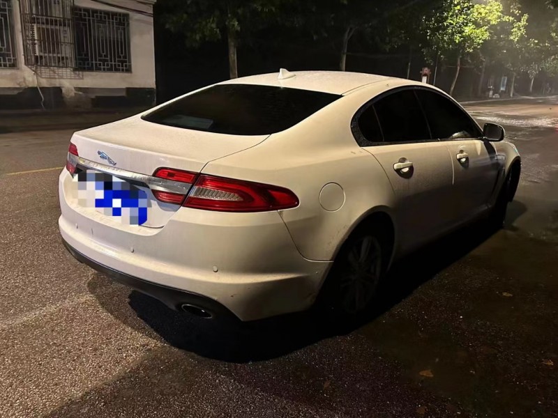 济宁13年捷豹XF7