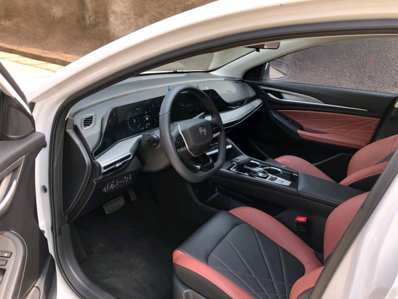 青岛23年长安汽车逸动4