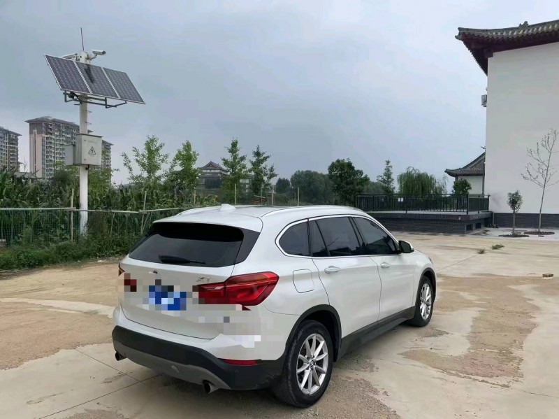 济宁18年宝马X16