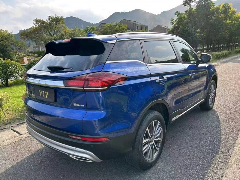 邯郸20年吉利博越7