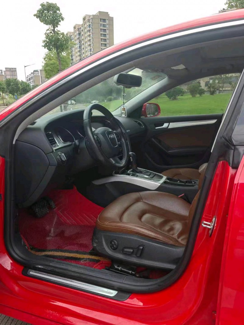 邯郸11年奥迪A58