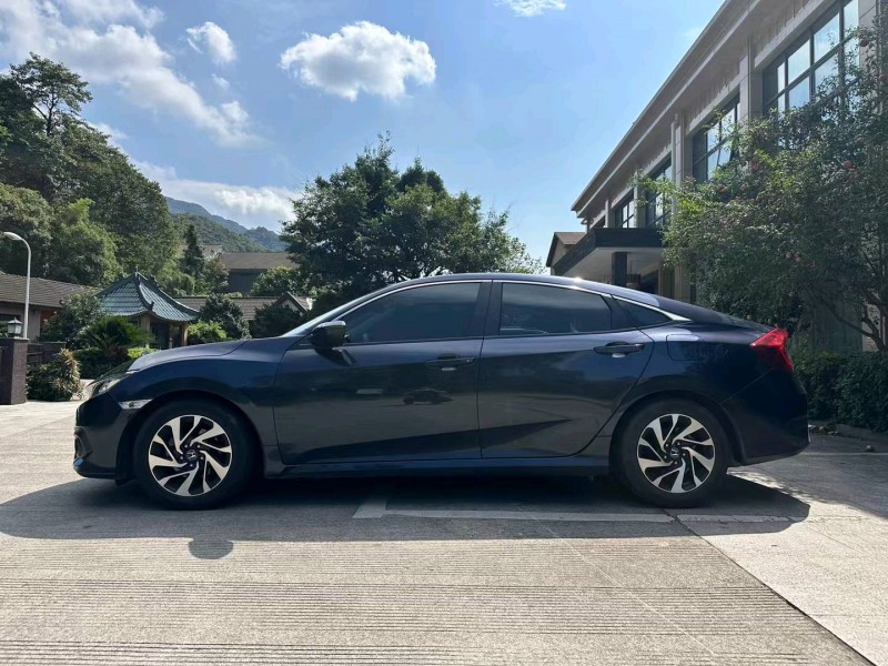 淄博18年本田思域9