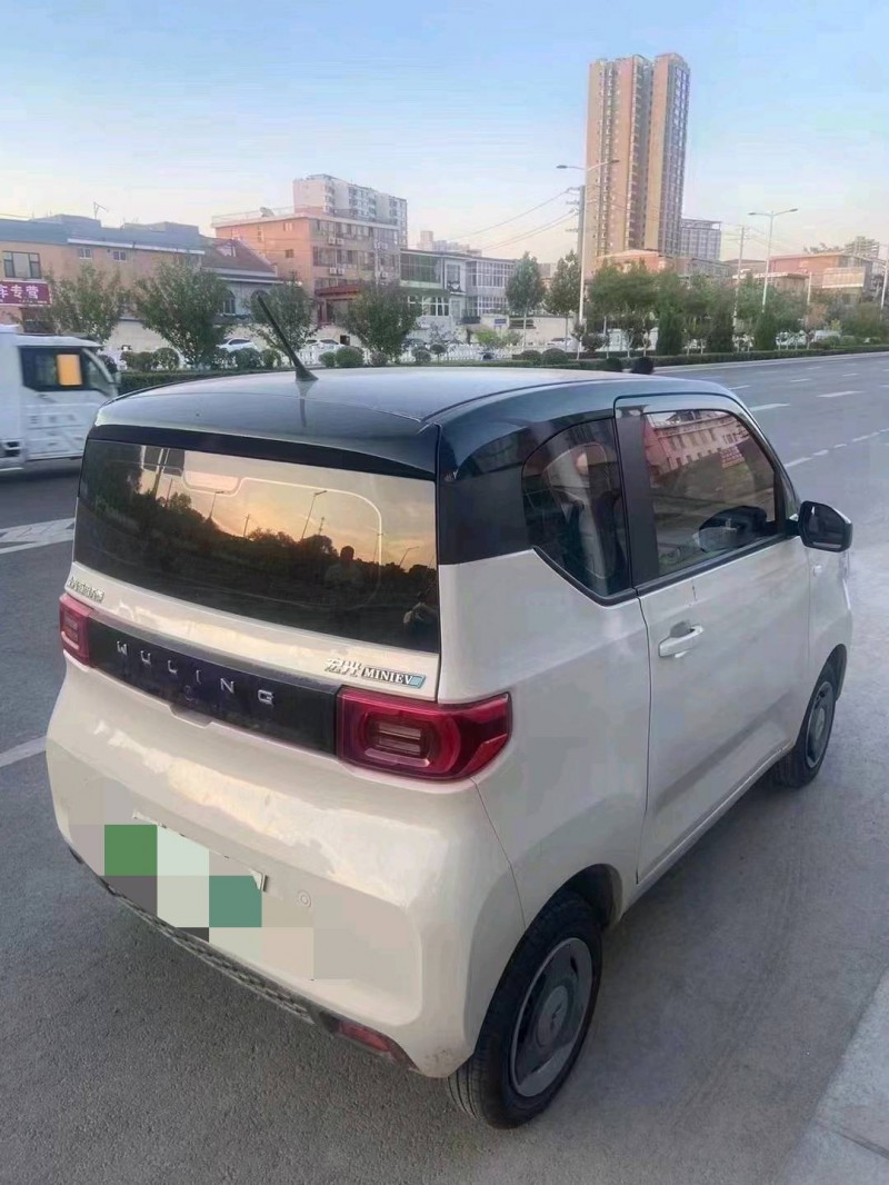 邯鄲23年五菱汽車MINIEV馬卡龍3
