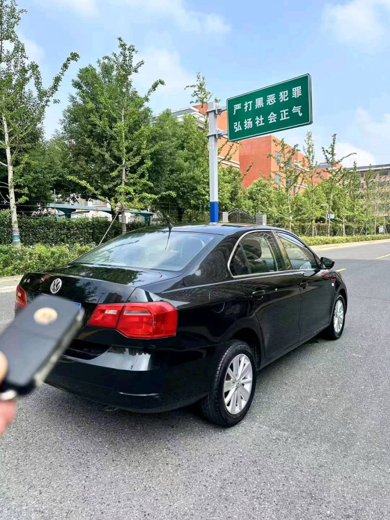 枣庄15年大众捷达5