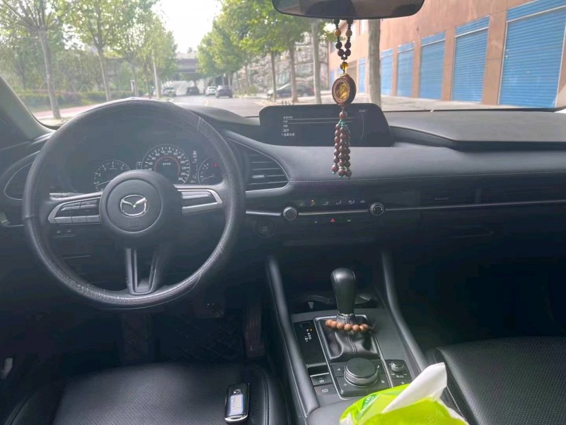 邯郸21年马自达昂克赛拉9