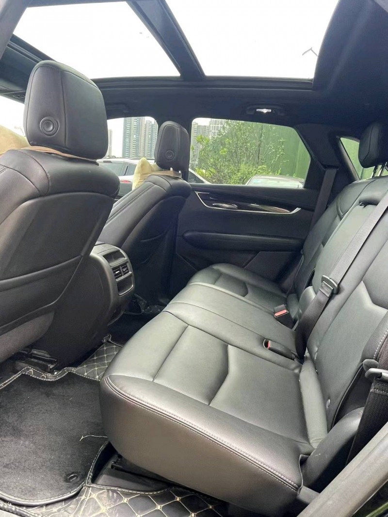 佛山20年凯迪拉克XT58