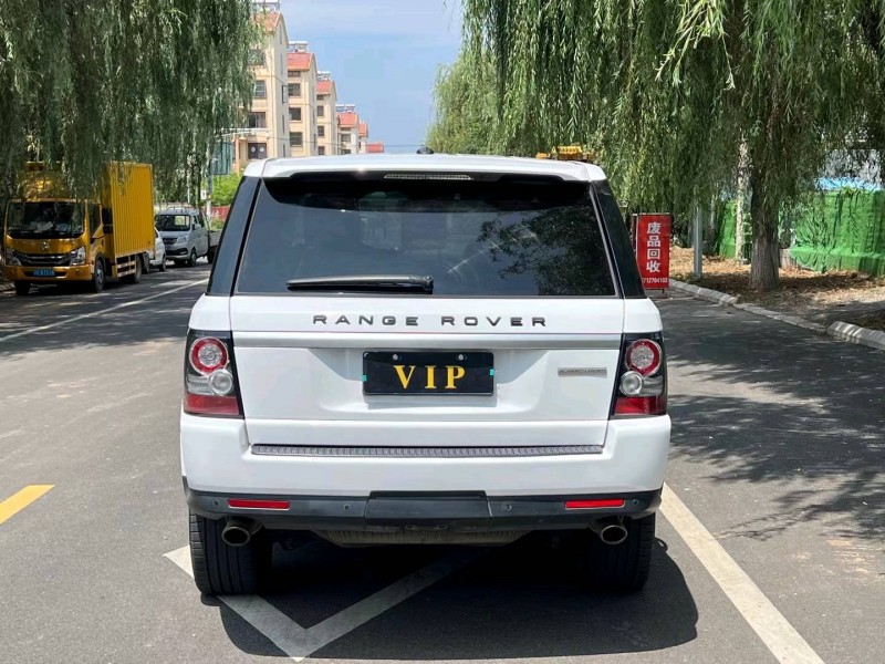 青岛13年路虎揽胜运动6