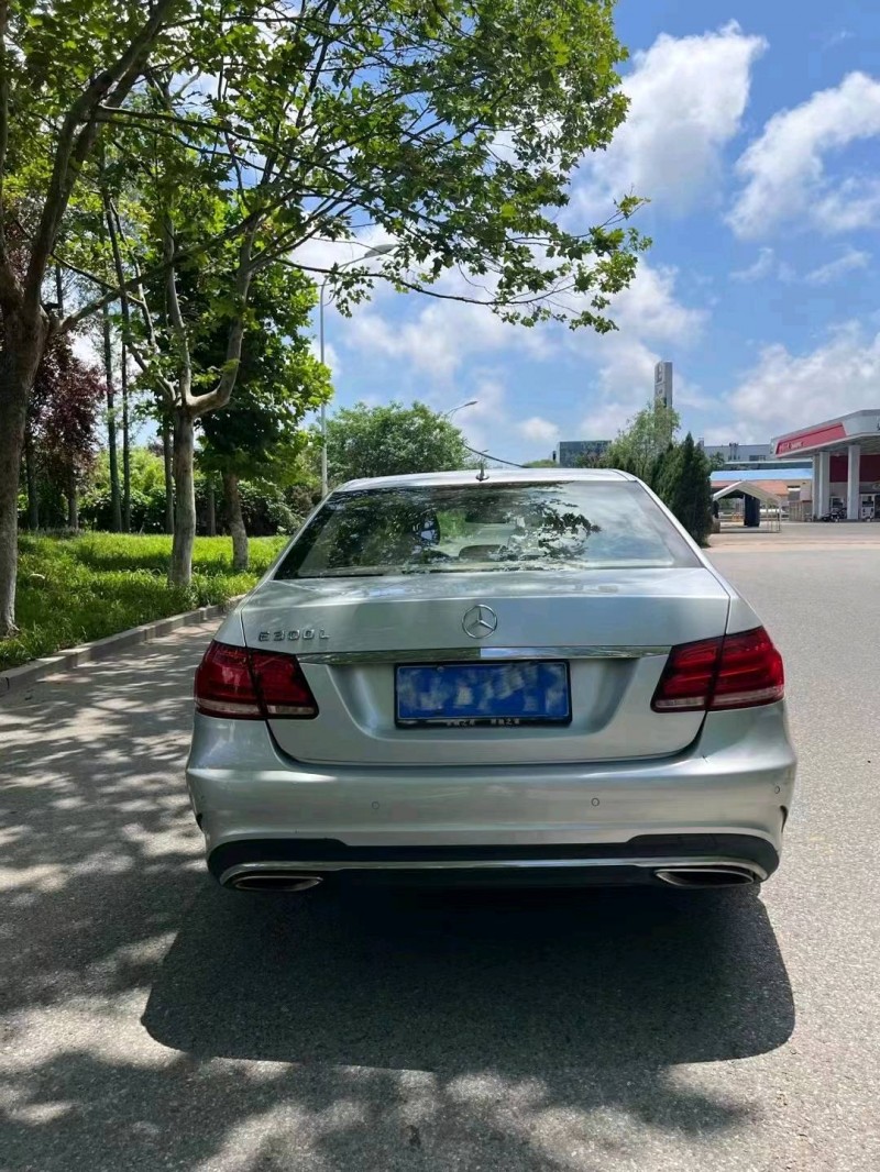 青岛14年奔驰E9