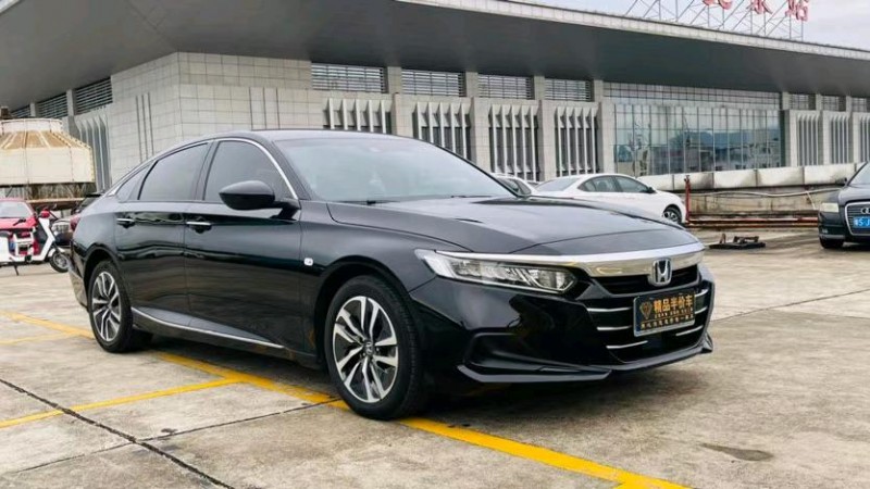 东莞22年本田雅阁3