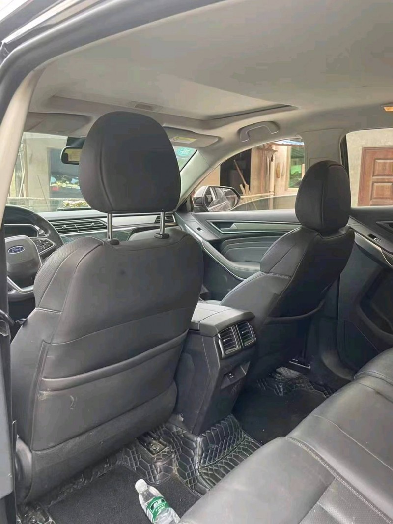 邢台20年福特领界4