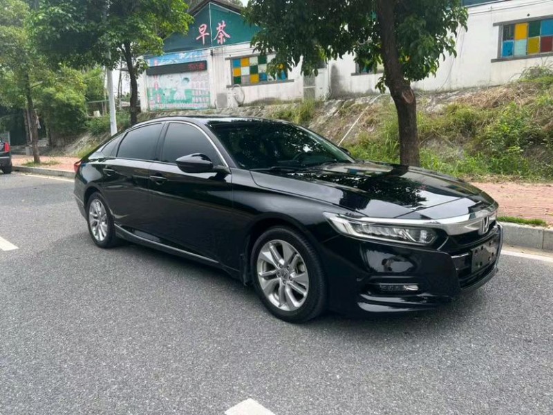 东莞20年本田雅阁2