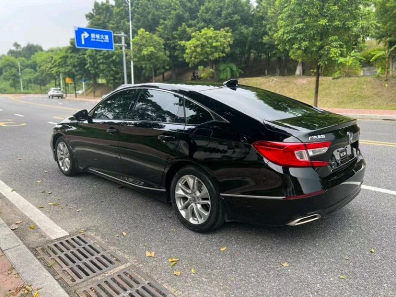 东莞20年本田雅阁7