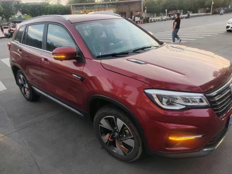 衡阳19年长安汽车CS751