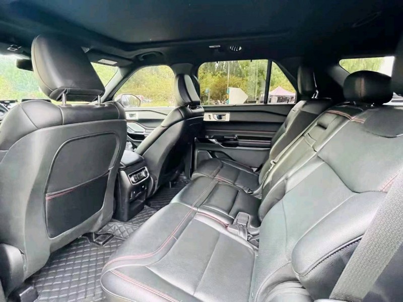 东营21年福特探险者5