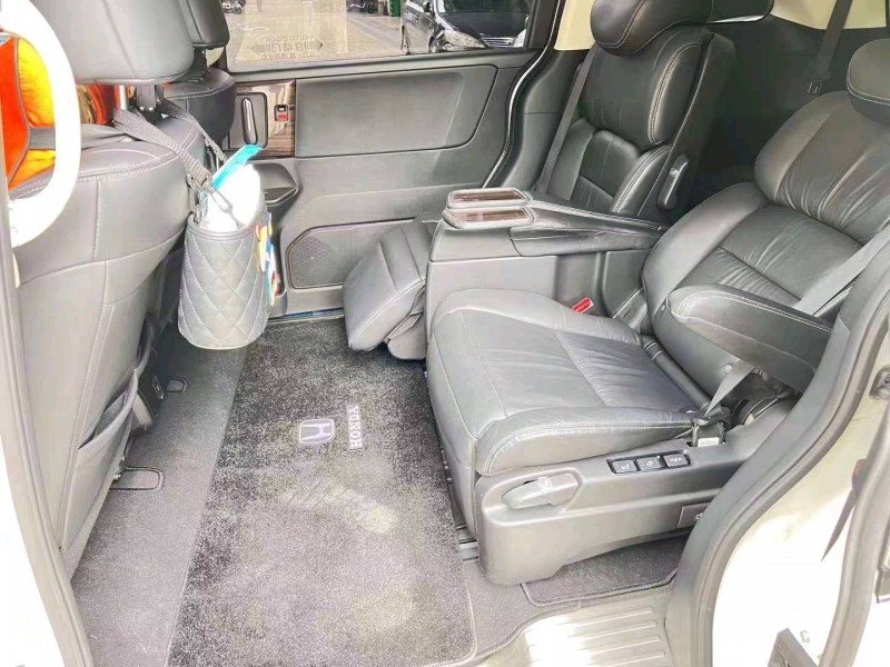 汕头17年本田艾力绅4