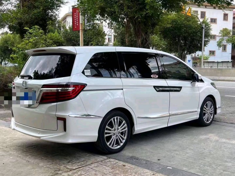 汕头17年本田艾力绅6