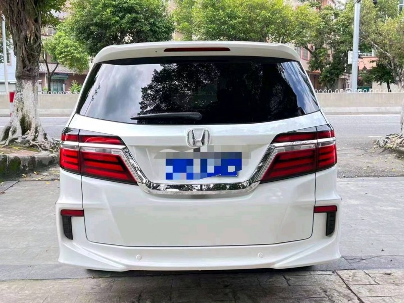 汕头17年本田艾力绅9