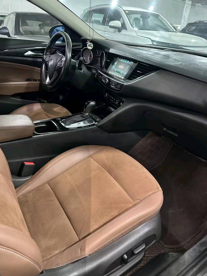 常州18年别克君威5