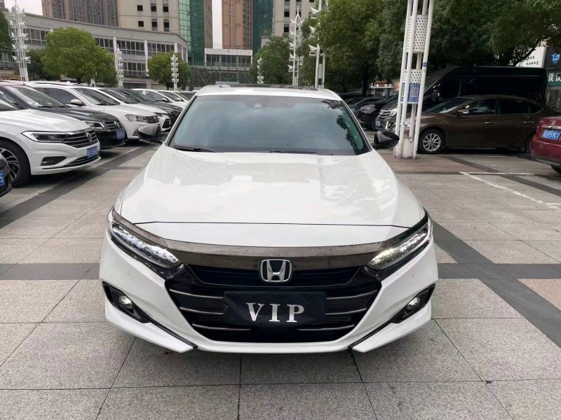 常州23年本田雅阁1