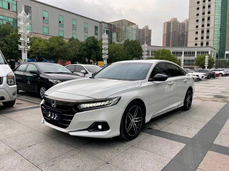 常州23年本田雅阁2