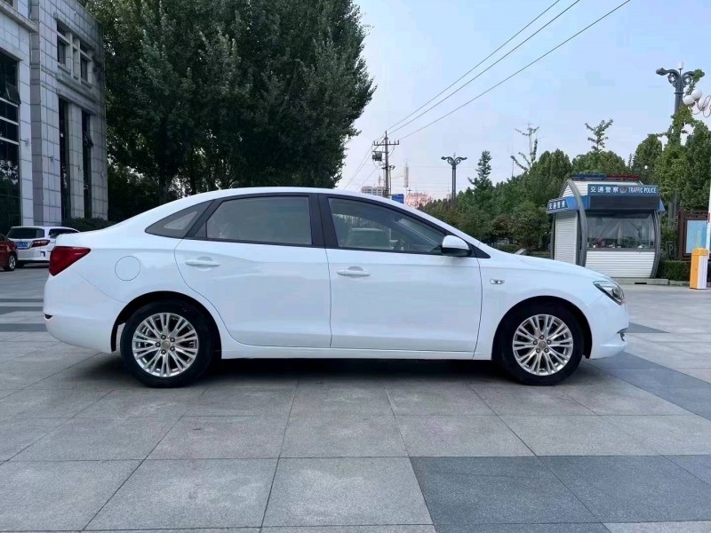 枣庄16年别克英朗GT9